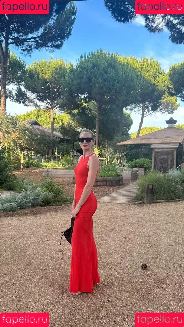 Shantel VanSanten / therealshantel Onlyfans Photo Gallery 