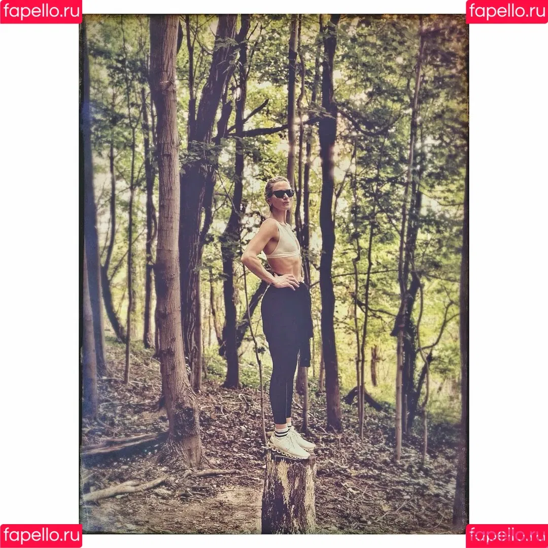 Shantel VanSanten / therealshantel Onlyfans Photo Gallery 