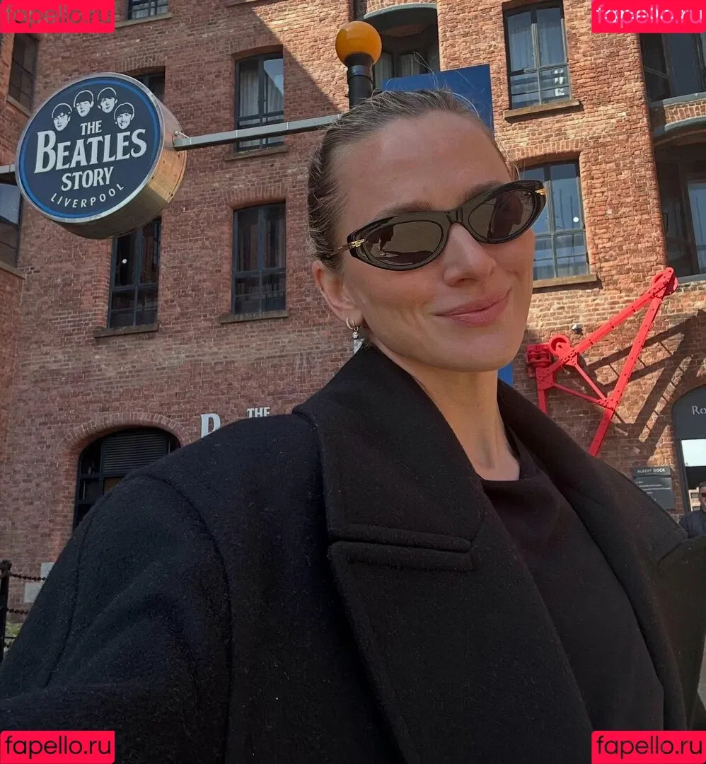 Shantel VanSanten / therealshantel Onlyfans Photo Gallery 