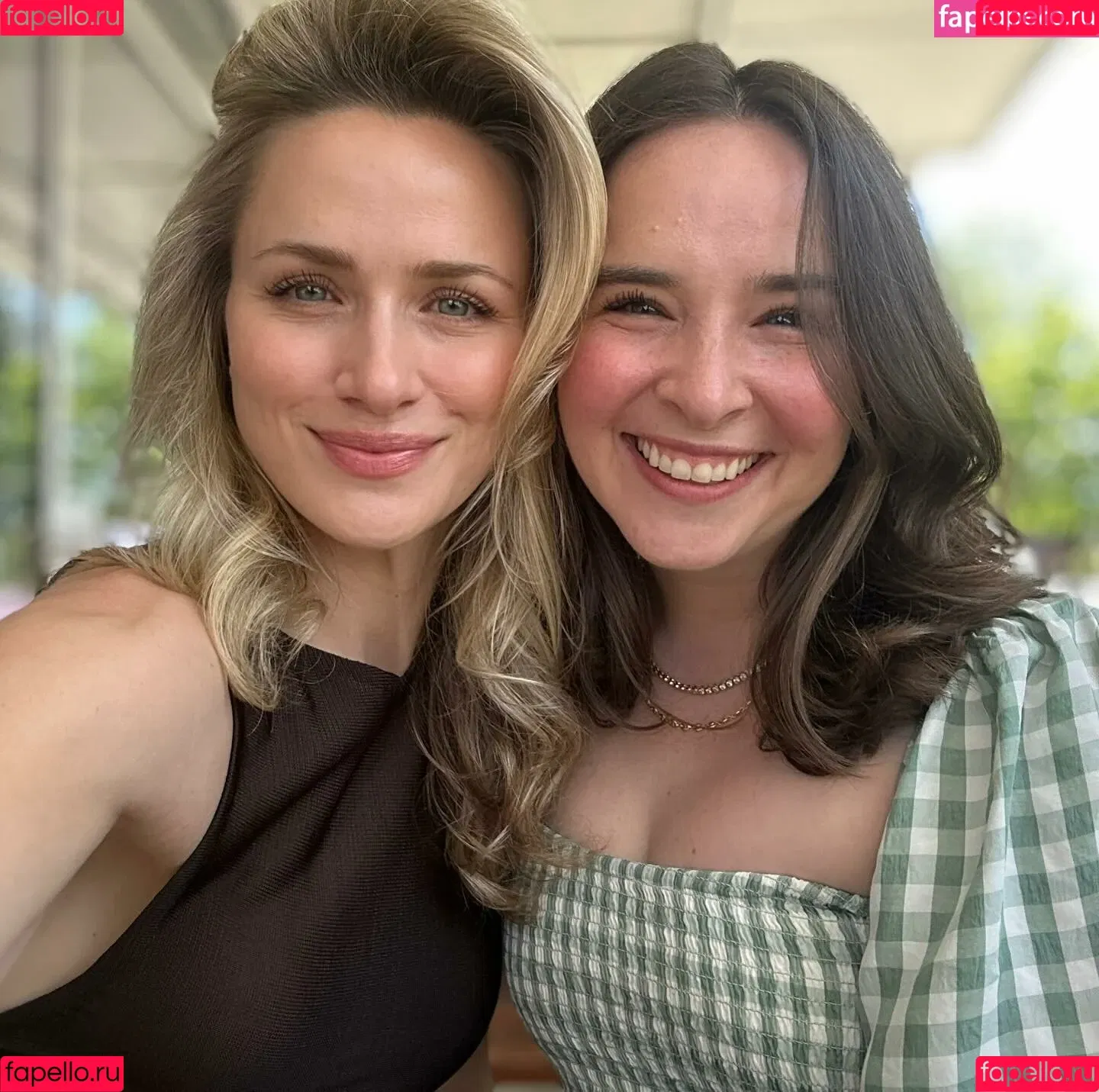 Shantel VanSanten / therealshantel Onlyfans Photo Gallery 