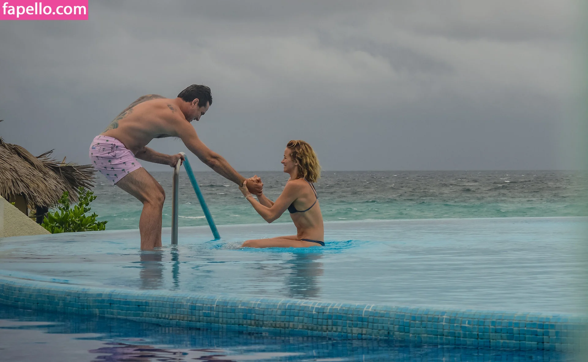 Shantel VanSanten / therealshantel Onlyfans Photo Gallery 