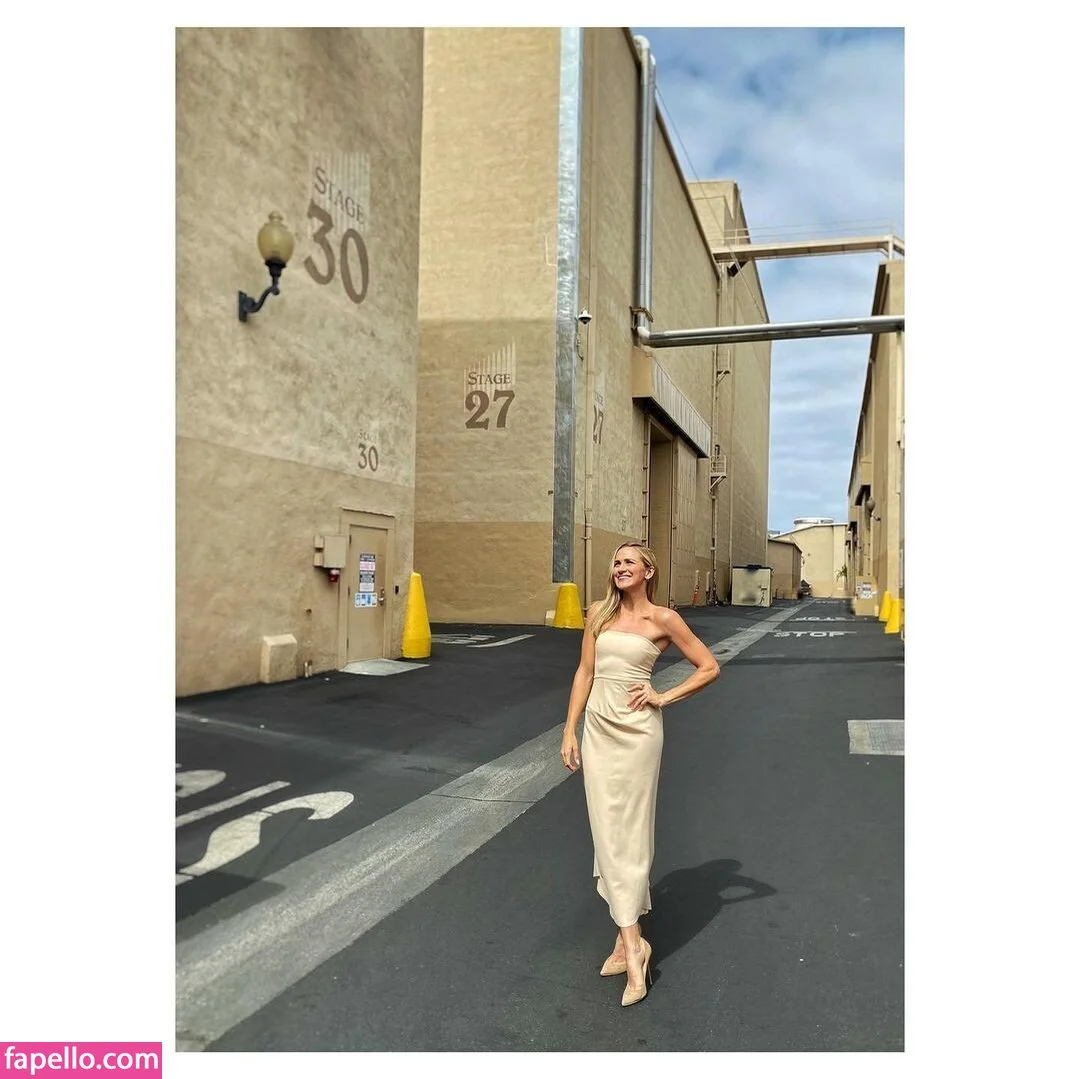 Shantel VanSanten / therealshantel Onlyfans Photo Gallery 