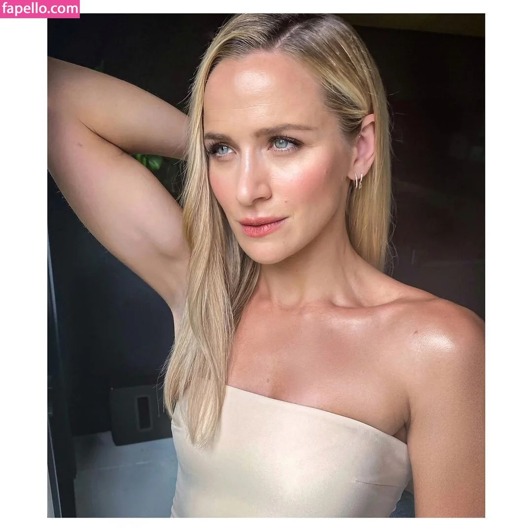 Shantel VanSanten / therealshantel Onlyfans Photo Gallery 