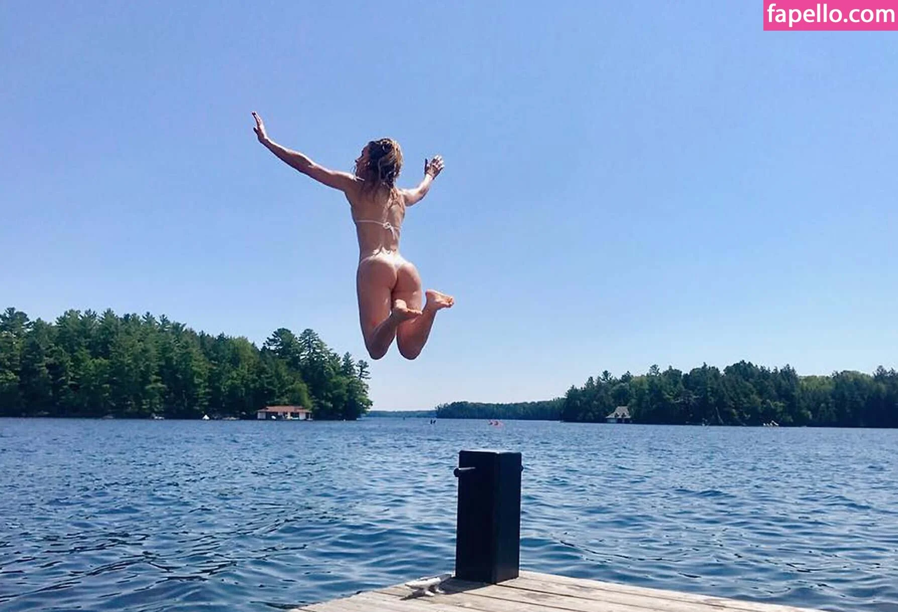 Shantel VanSanten / therealshantel Onlyfans Photo Gallery 