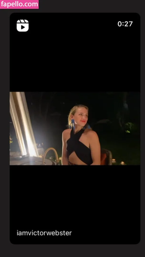 Shantel VanSanten / therealshantel Onlyfans Photo Gallery 