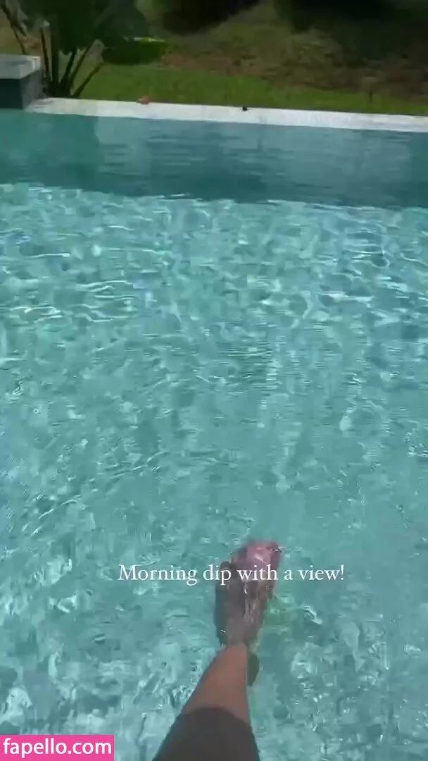 Shantel VanSanten / therealshantel Onlyfans Photo Gallery 