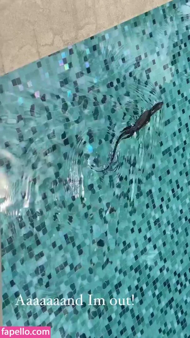 Shantel VanSanten / therealshantel Onlyfans Photo Gallery 