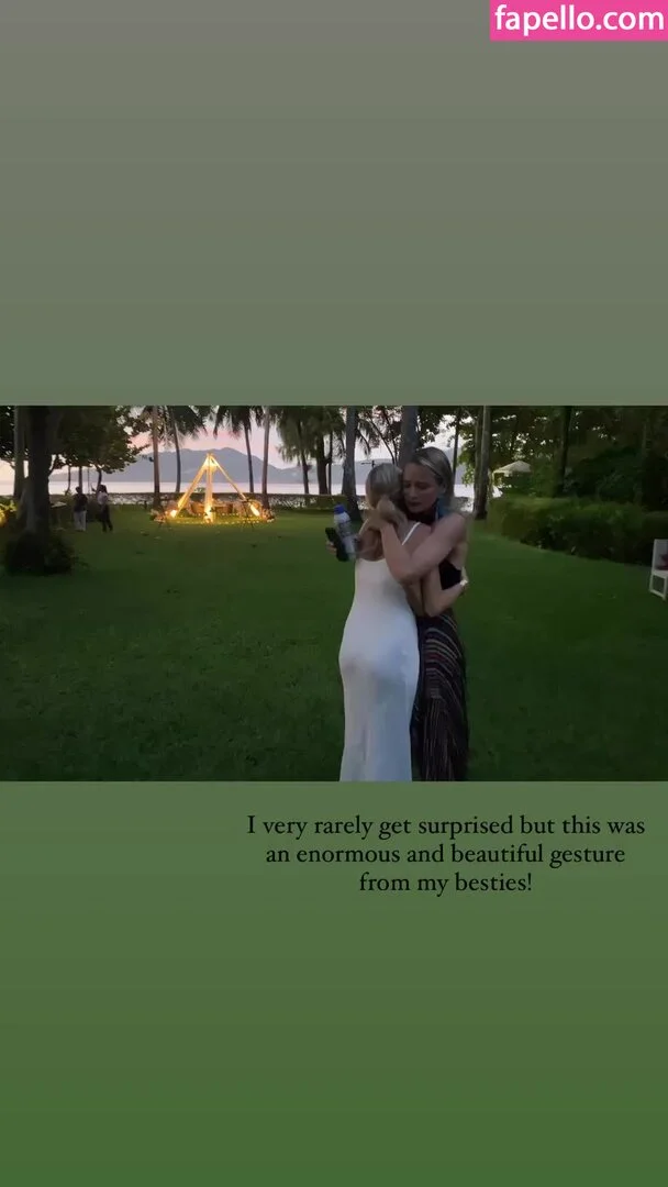 Shantel VanSanten / therealshantel Onlyfans Photo Gallery 