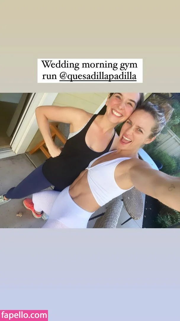 Shantel VanSanten / therealshantel Onlyfans Photo Gallery 