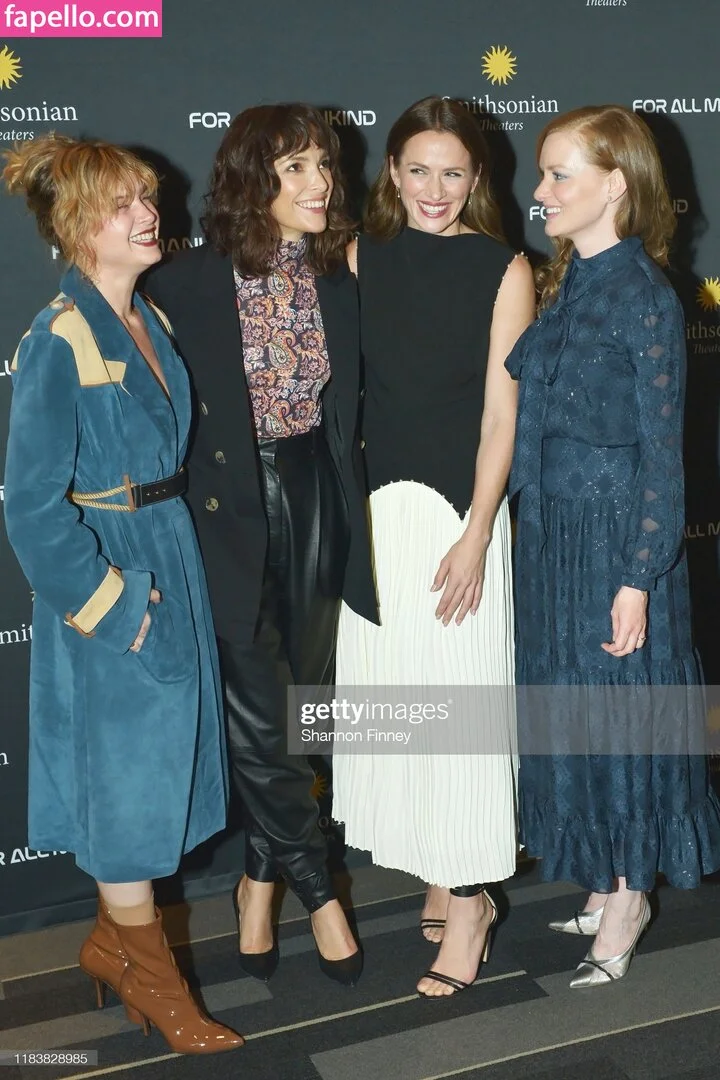 Shantel VanSanten / therealshantel Onlyfans Photo Gallery 