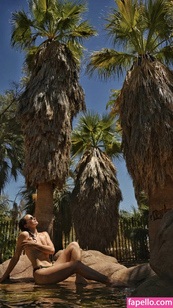 Shantel VanSanten / therealshantel Onlyfans Photo Gallery 