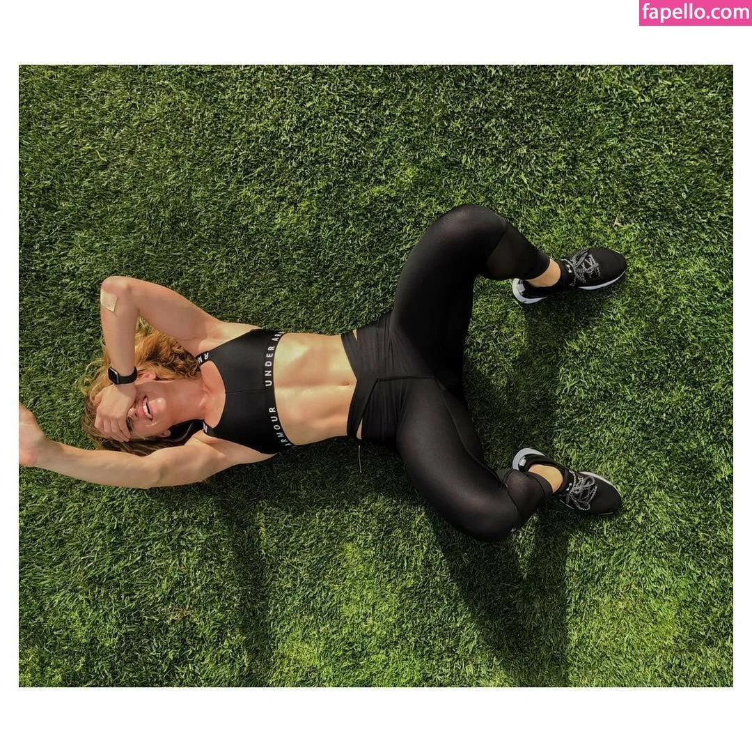 Shantel VanSanten / therealshantel Onlyfans Photo Gallery 