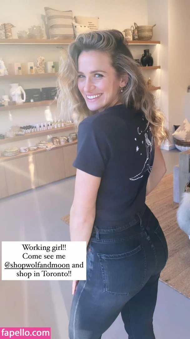 Shantel VanSanten / therealshantel Onlyfans Photo Gallery 