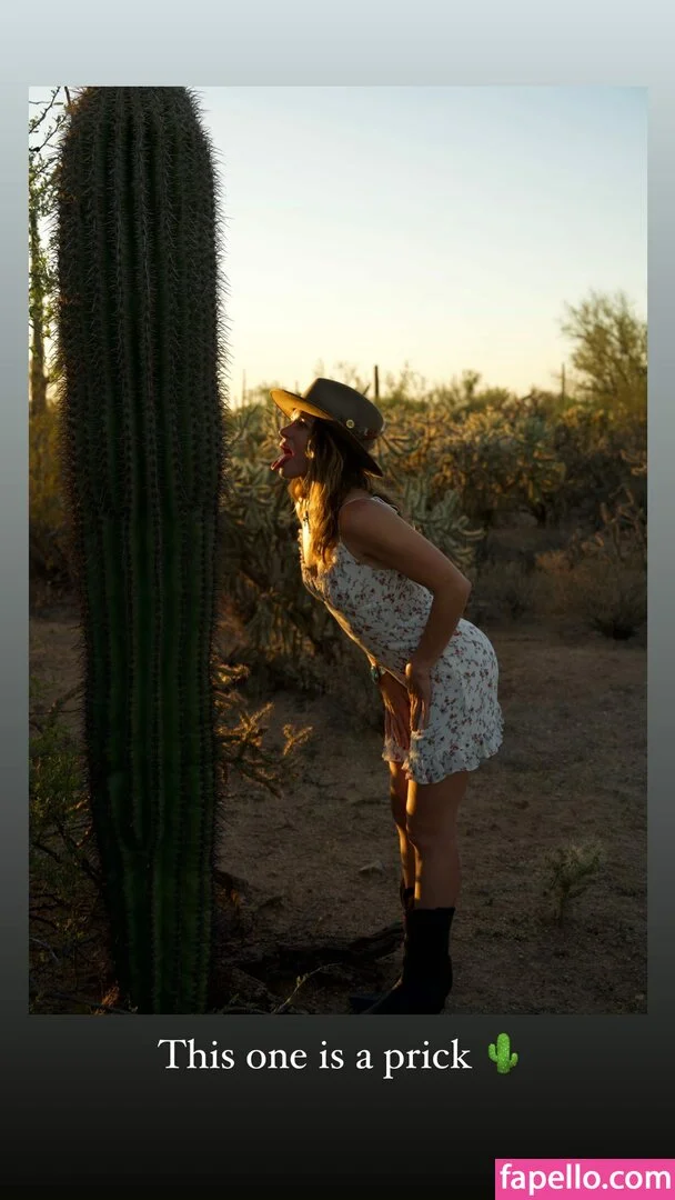 Shantel VanSanten / therealshantel Onlyfans Photo Gallery 