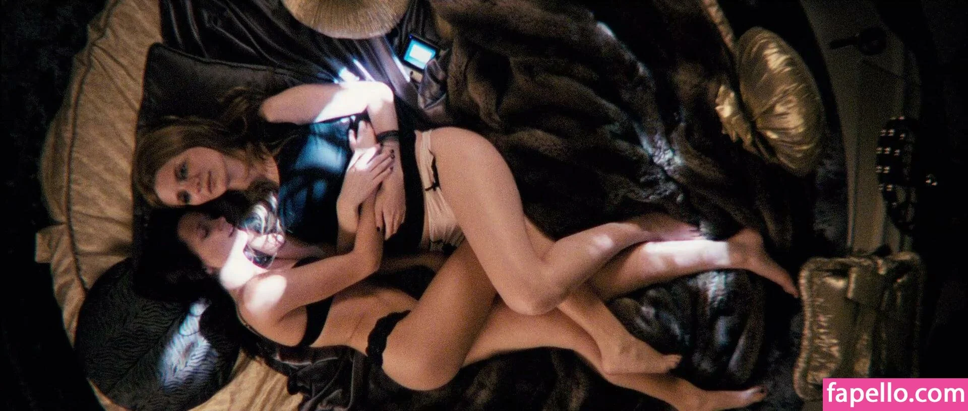 Shantel VanSanten / therealshantel Onlyfans Photo Gallery 