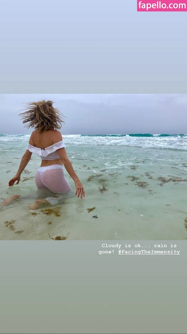 Shantel VanSanten / therealshantel Onlyfans Photo Gallery 
