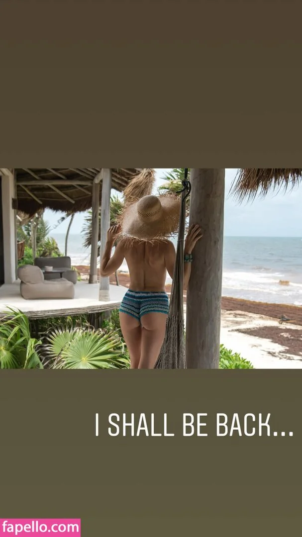 Shantel VanSanten / therealshantel Onlyfans Photo Gallery 