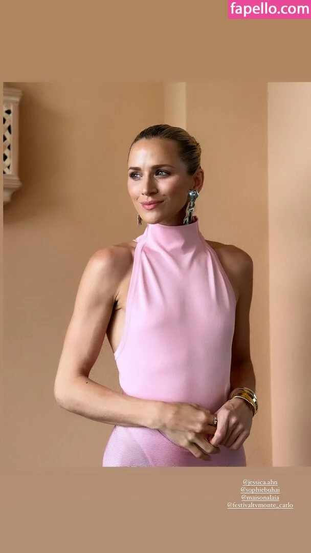 Shantel VanSanten / therealshantel Onlyfans Photo Gallery 