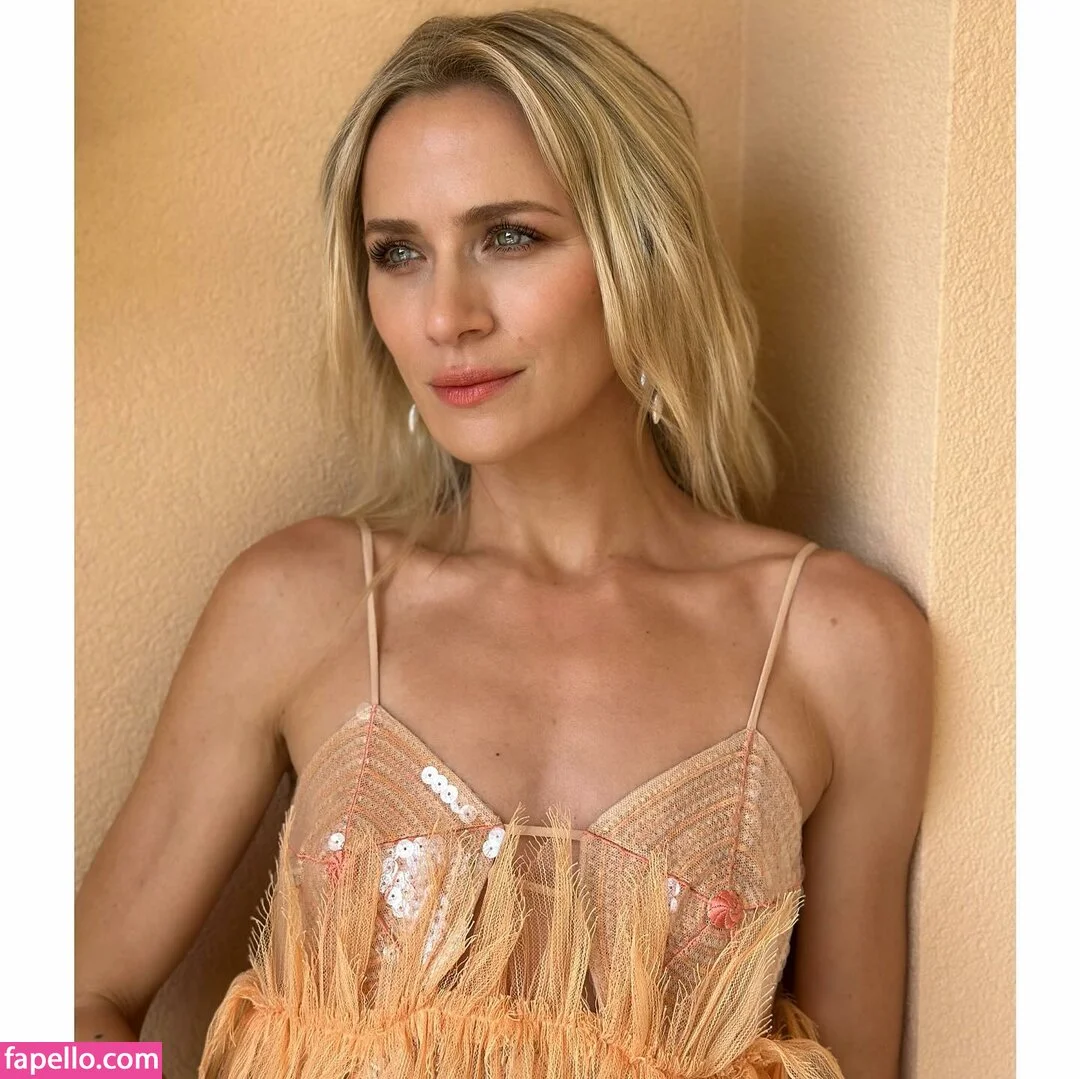 Shantel VanSanten / therealshantel Onlyfans Photo Gallery 