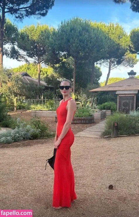 Shantel VanSanten / therealshantel Onlyfans Photo Gallery 