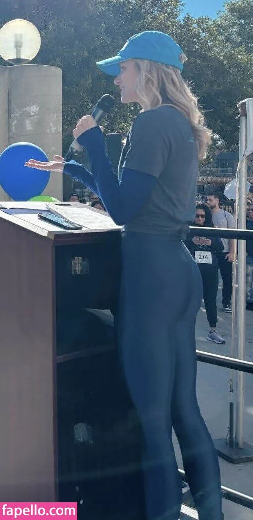 Shantel VanSanten / therealshantel Onlyfans Photo Gallery 