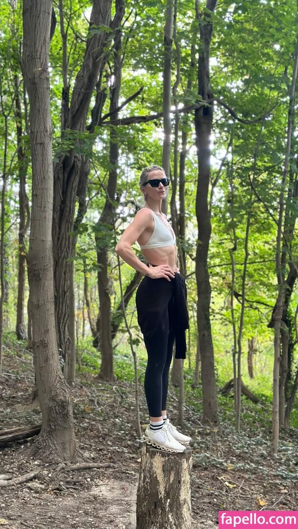 Shantel VanSanten / therealshantel Onlyfans Photo Gallery 