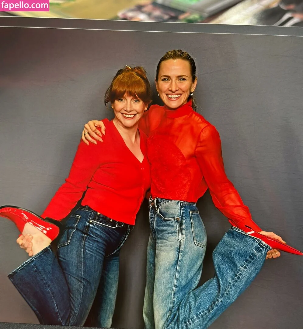 Shantel VanSanten / therealshantel Onlyfans Photo Gallery 