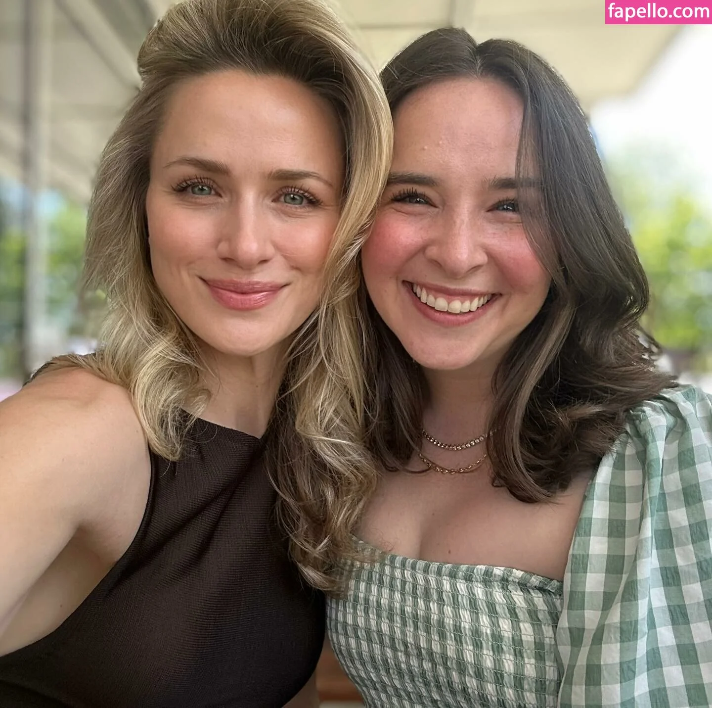 Shantel VanSanten / therealshantel Onlyfans Photo Gallery 
