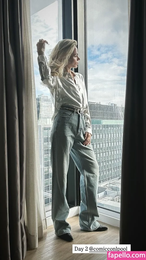 Shantel VanSanten / therealshantel Onlyfans Photo Gallery 