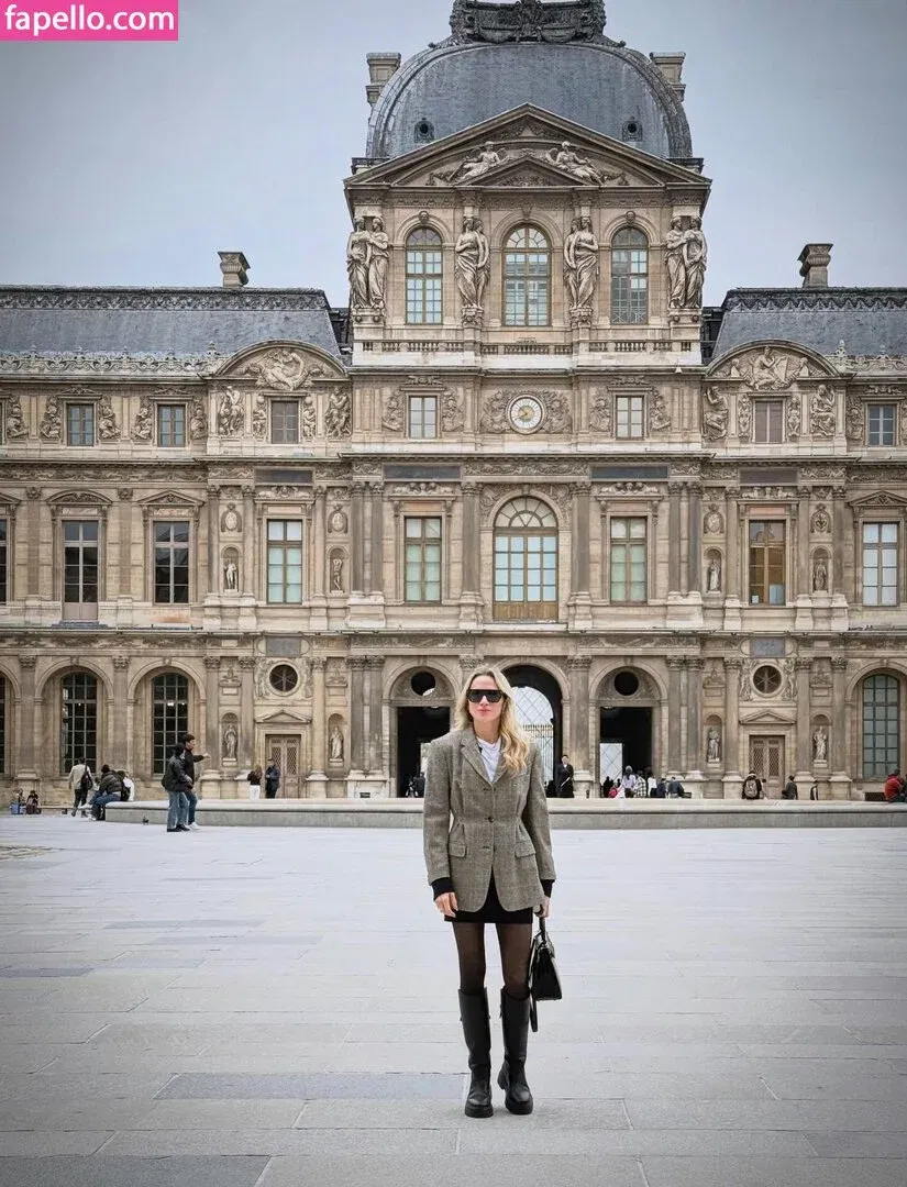 Shantel VanSanten / therealshantel Onlyfans Photo Gallery 