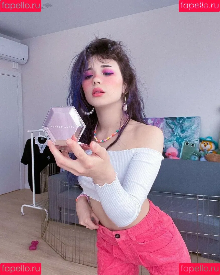 Flaffyx / Isa Maple Shengelia / cindydandois Onlyfans Photo Gallery 
