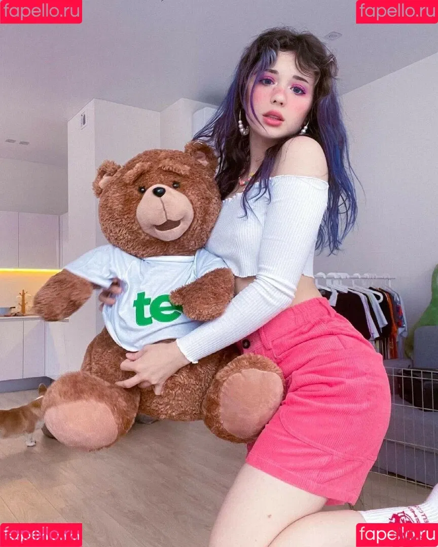 Flaffyx / Isa Maple Shengelia / cindydandois Onlyfans Photo Gallery 