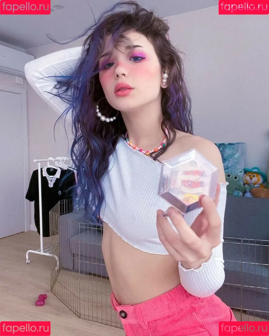 Flaffyx / Isa Maple Shengelia / cindydandois Onlyfans Photo Gallery 