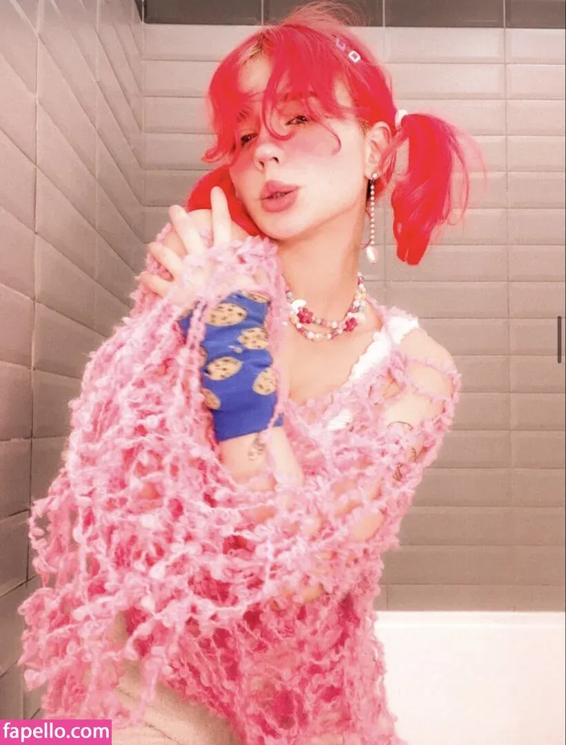 Flaffyx / Isa Maple Shengelia / cindydandois Onlyfans Photo Gallery 