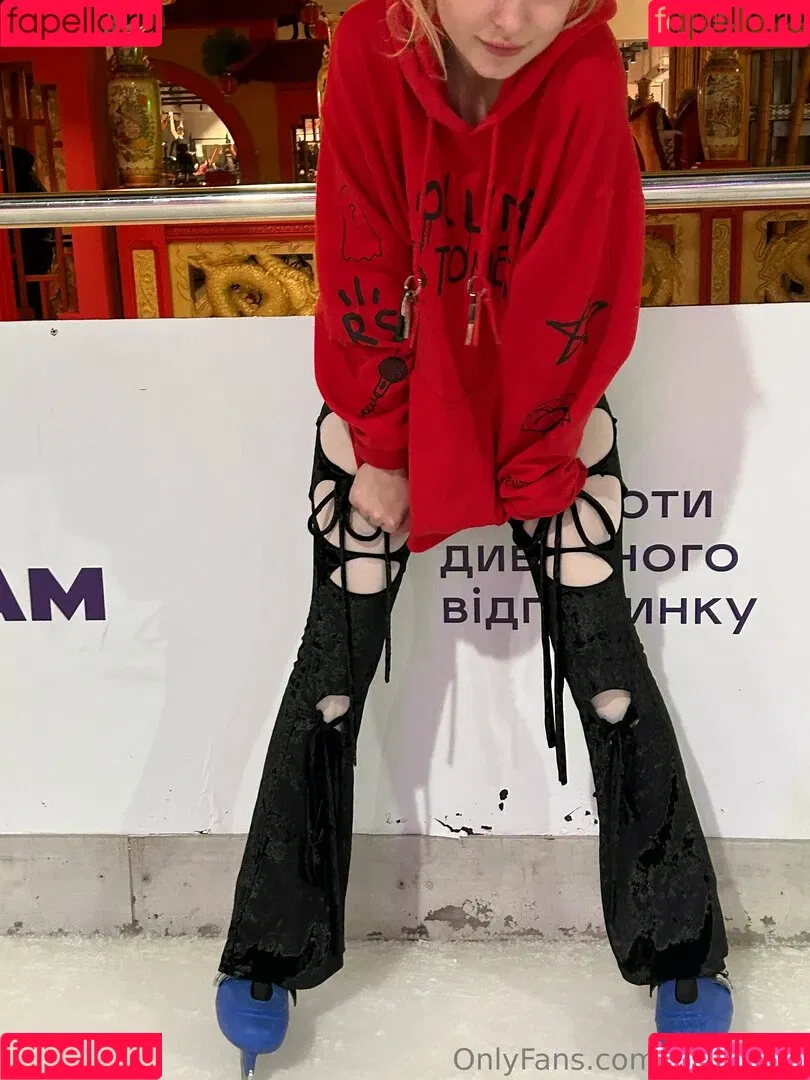 anyuta18 / anyuta18.04 Onlyfans Photo Gallery 