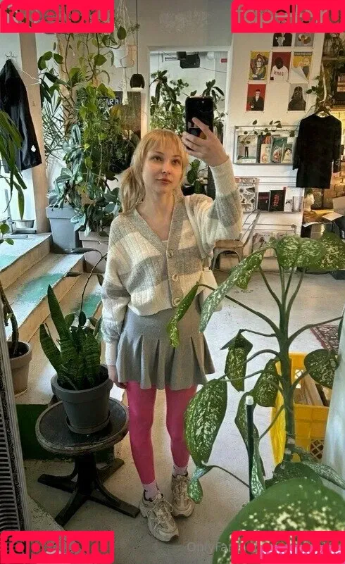 anyuta18 / anyuta18.04 Onlyfans Photo Gallery 
