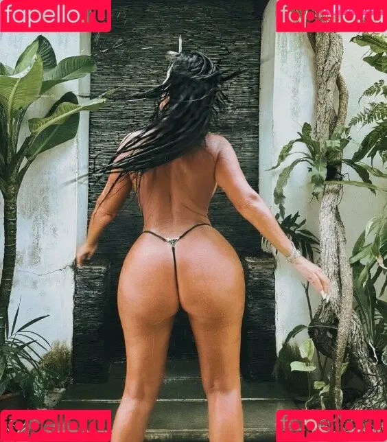 Silvia Iacucci / silvia_iacucci / silviaiacucci Onlyfans Photo Gallery 