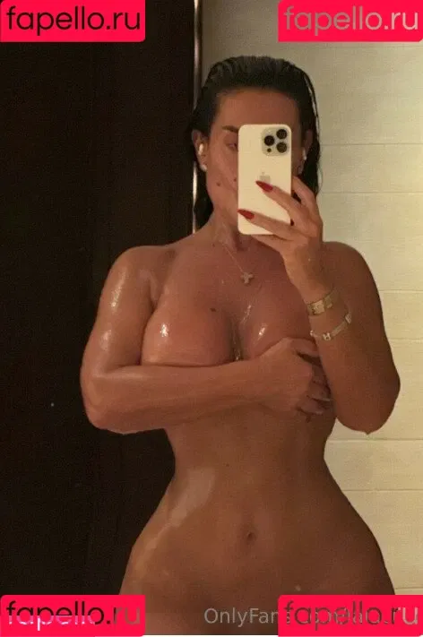 Silvia Iacucci / silvia_iacucci / silviaiacucci Onlyfans Photo Gallery 