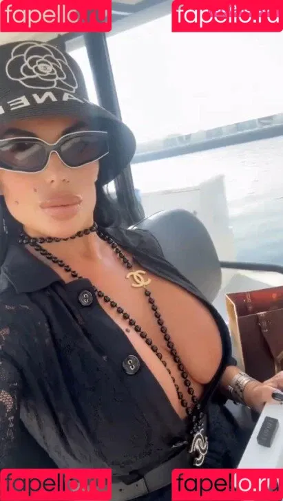 Silvia Iacucci / silvia_iacucci / silviaiacucci Onlyfans Photo Gallery 