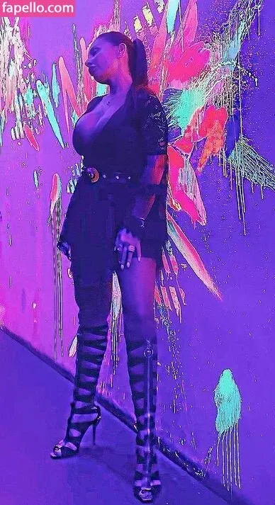 Silvia Iacucci / silvia_iacucci / silviaiacucci Onlyfans Photo Gallery 