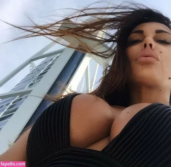 Silvia Iacucci / silvia_iacucci / silviaiacucci Onlyfans Photo Gallery 