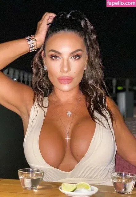 Silvia Iacucci / silvia_iacucci / silviaiacucci Onlyfans Photo Gallery 