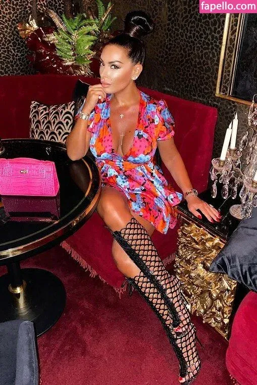 Silvia Iacucci / silvia_iacucci / silviaiacucci Onlyfans Photo Gallery 