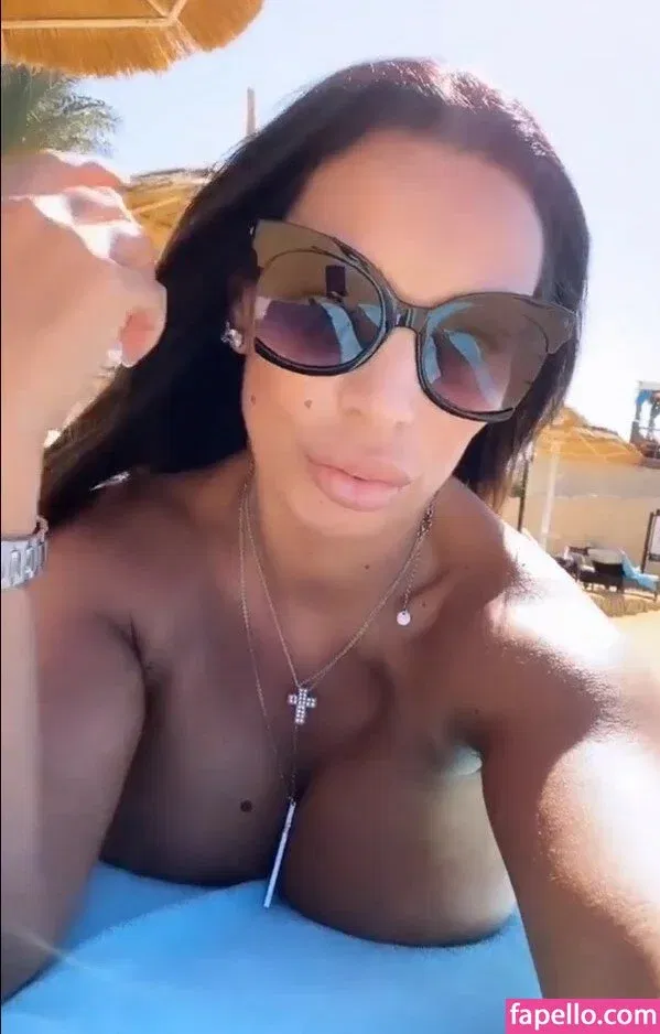 Silvia Iacucci / silvia_iacucci / silviaiacucci Onlyfans Photo Gallery 