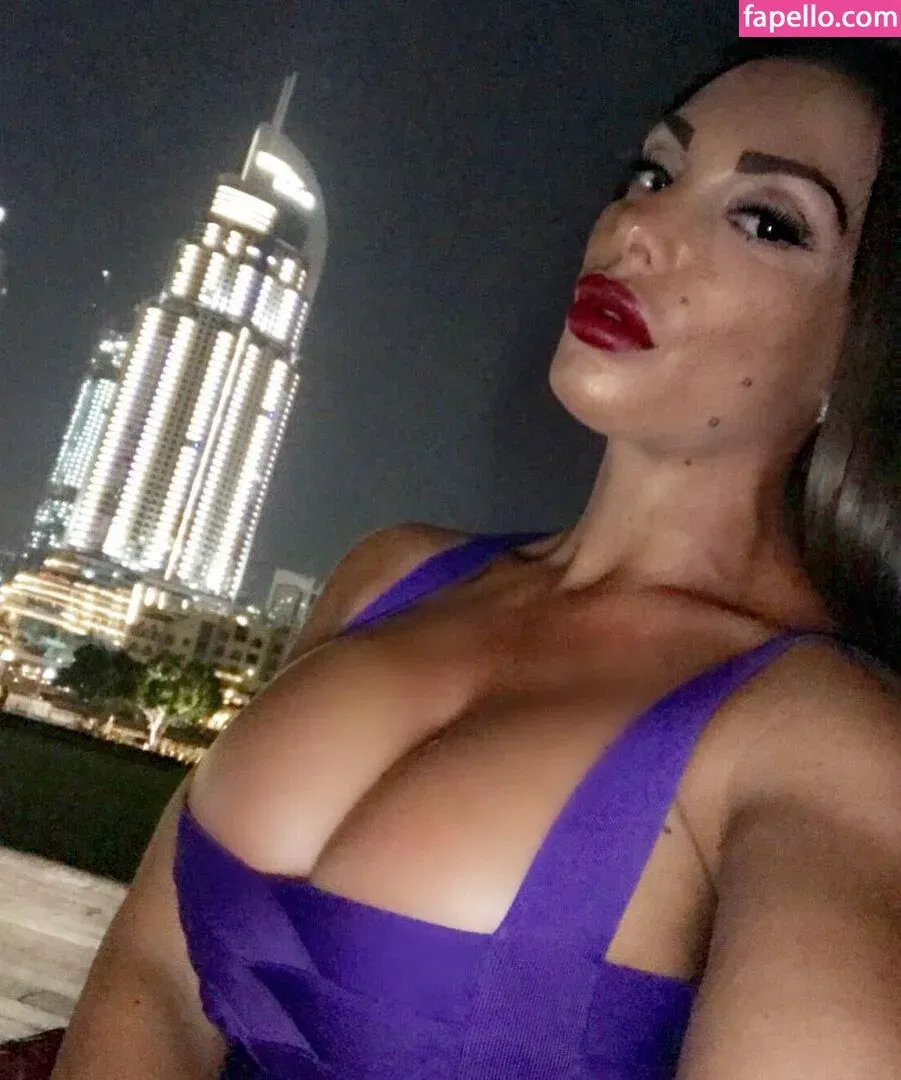 Silvia Iacucci / silvia_iacucci / silviaiacucci Onlyfans Photo Gallery 