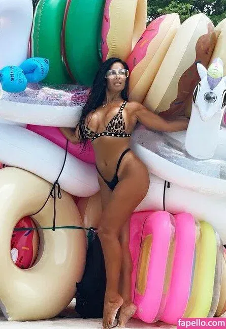 Silvia Iacucci / silvia_iacucci / silviaiacucci Onlyfans Photo Gallery 