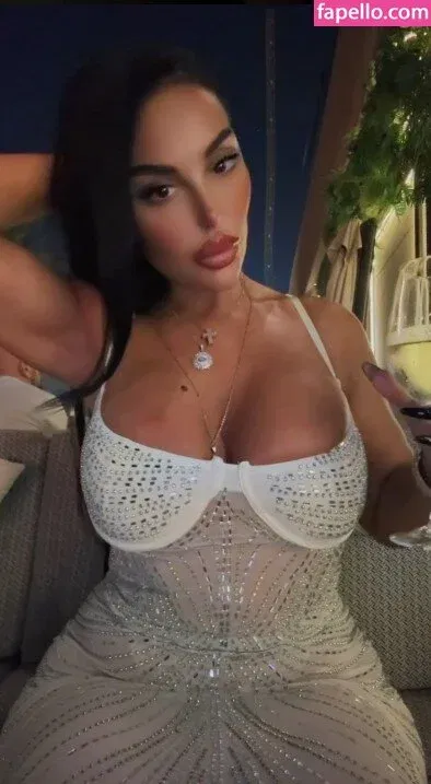 Silvia Iacucci / silvia_iacucci / silviaiacucci Onlyfans Photo Gallery 