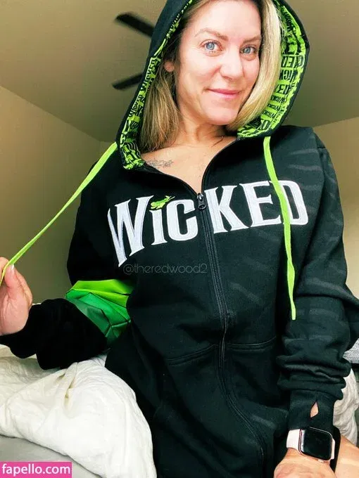 mrs-ku / mrs.k.u Onlyfans Photo Gallery 