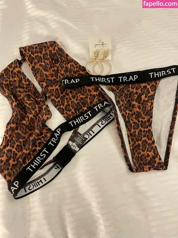 mrs-ku / mrs.k.u Onlyfans Photo Gallery 