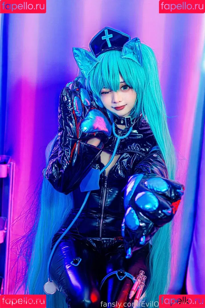 Evil Overlord Gabo / GaboVillain / eviloverlord_gabo Onlyfans Photo Gallery 